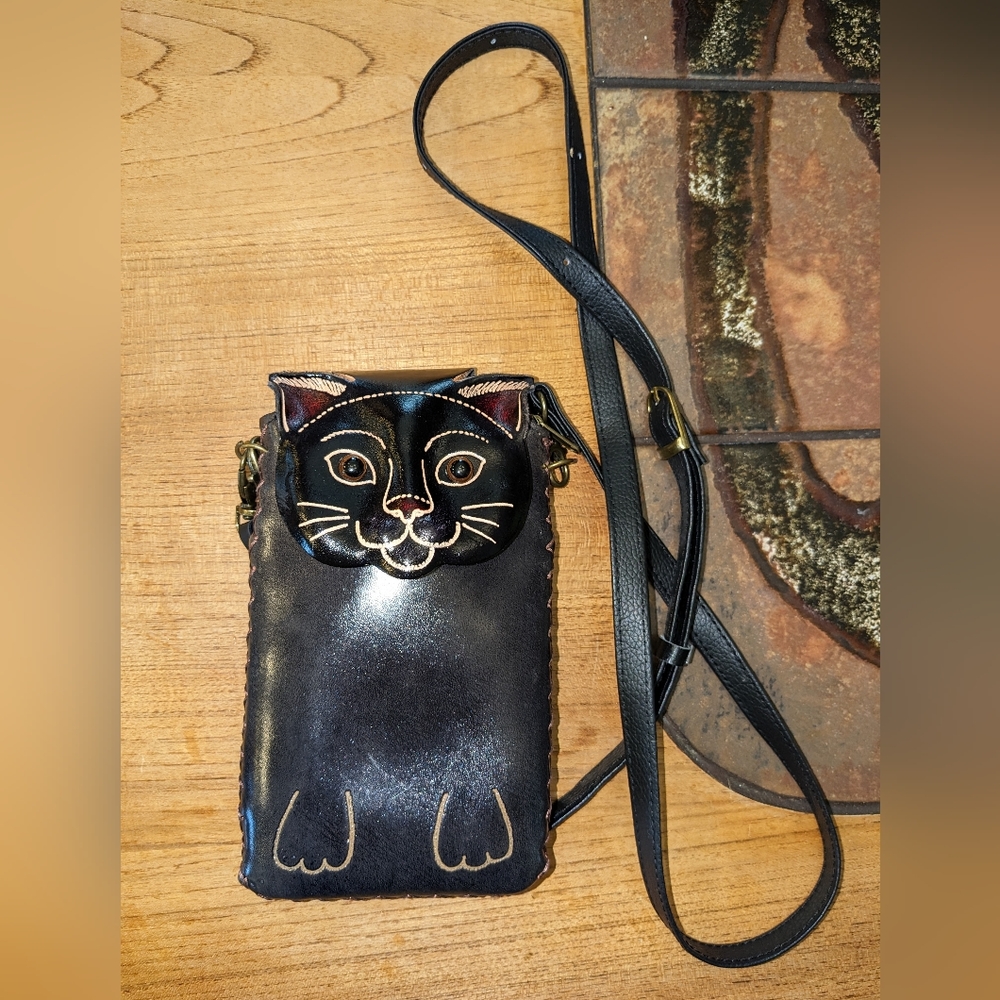 Handmade leather cat bag
